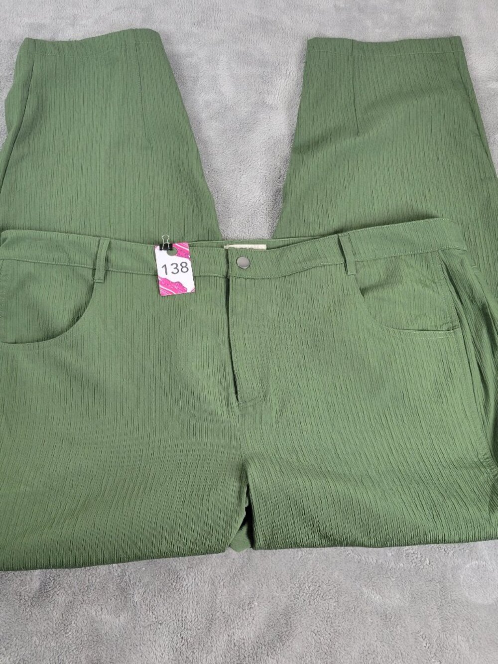 LOGO Lori Goldstein Pants 18W Green Crinkle Crepe Straight Leg Dress GRE46E